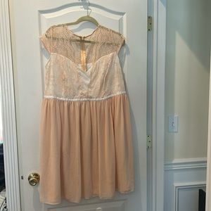 ASOS Curve Lace Skater Dress- Light Peach Color- Like New